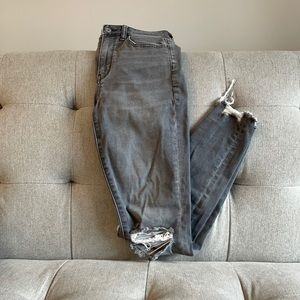 American Eagle Super Hi-Rise Jegging